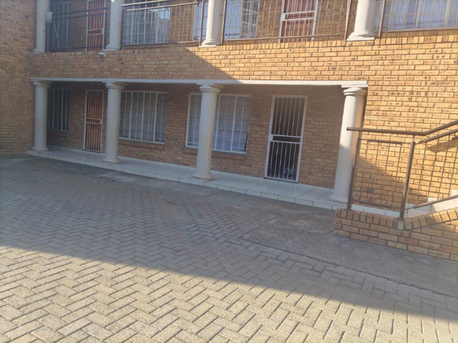 2 Bedroom Property for Sale in Oos Einde North West